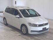 2017 VOLKSWAGEN GOLF TOURAN
