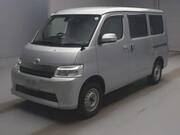 2022 TOYOTA TOWNACE VAN