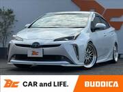 2020 TOYOTA PRIUS