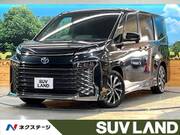 2022 TOYOTA VOXY