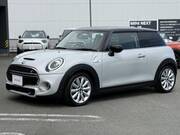 2021 BMW MINI
