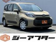 2025 TOYOTA SIENTA