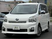 2010 TOYOTA VOXY