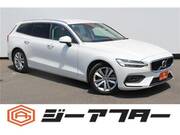 2019 VOLVO V60
