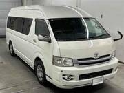 2009 TOYOTA HIACE COMMUTER