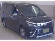 2019 TOYOTA VOXY