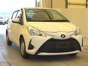 2019 TOYOTA VITZ F