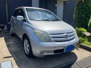 2002 TOYOTA IST