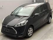 2021 TOYOTA SIENTA