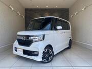 2018 HONDA N-BOX CUSTOM