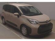 2023 TOYOTA SIENTA G
