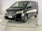 2013 NISSAN SERENA