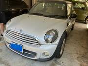 2011 BMW MINI COOPER