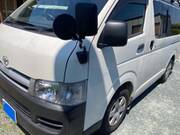 2004 TOYOTA REGIUS