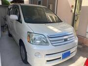 2006 TOYOTA NOAH