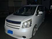 2009 TOYOTA NOAH