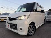 2012 NISSAN ROOX