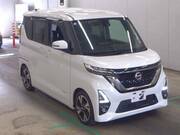 2021 NISSAN ROOX