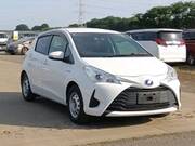 2017 TOYOTA VITZ