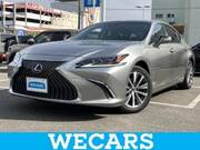 2019 LEXUS ES