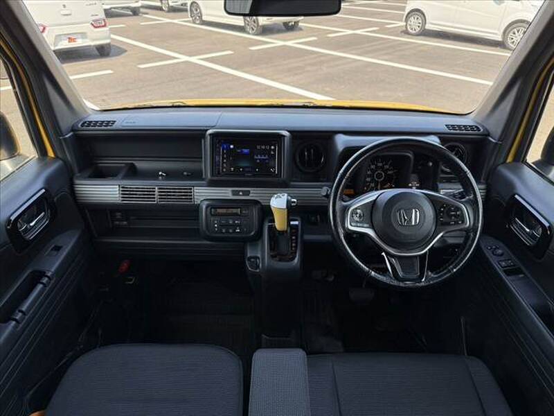 HONDA N-VAN
