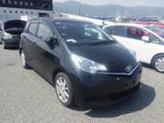 2011 TOYOTA RACTIS