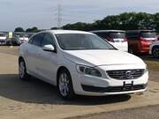 2015 VOLVO S60
