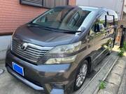 2011 TOYOTA VELLFIRE