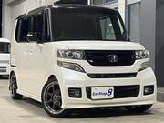 2016 HONDA N-BOX CUSTOM