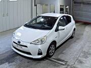 2014 TOYOTA AQUA S