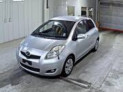 2010 TOYOTA VITZ U