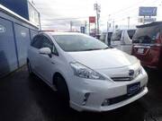 2011 TOYOTA PRIUS ALPHA