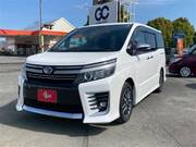2017 TOYOTA VOXY