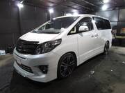 2013 TOYOTA ALPHARD