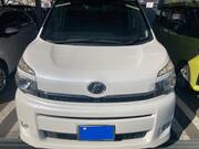 2013 TOYOTA VOXY