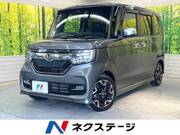 2017 HONDA N-BOX CUSTOM
