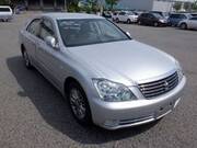 2005 TOYOTA CROWN