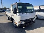2013 HINO DUTRO