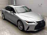 2021 LEXUS IS
