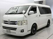 2011 TOYOTA HIACE WAGON