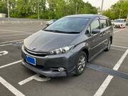 2013 TOYOTA WISH 1.8S