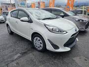 2019 TOYOTA AQUA