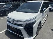 2021 TOYOTA VOXY