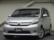 2013 TOYOTA ISIS PLATANA
