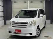 2009 TOYOTA NOAH