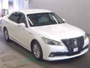 2013 TOYOTA CROWN HYBRID