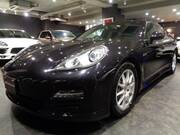 2013 PORSCHE PANAMERA