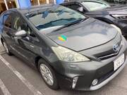 2011 TOYOTA PRIUS ALPHA S