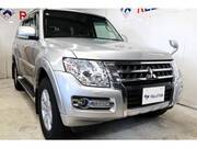 2019 MITSUBISHI PAJERO