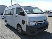 2013 TOYOTA HIACE COMMUTER DX